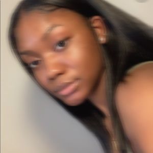 Meet your Posher, Marie